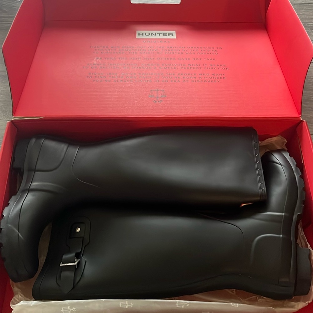 Hunter tall black rain boots